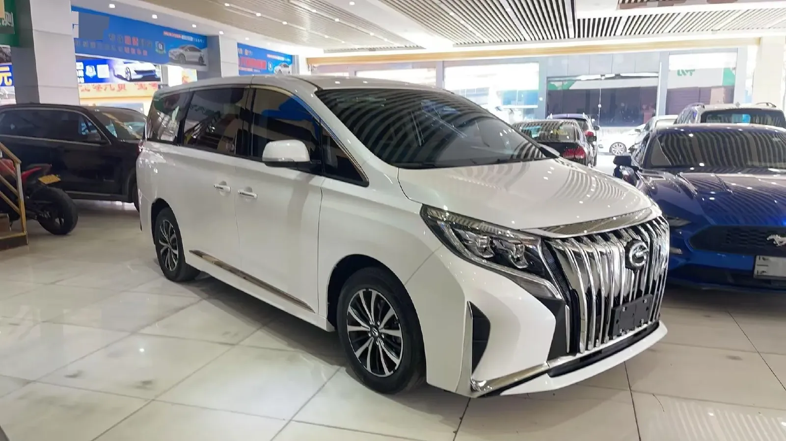 2021 GAC Trumpchi M8 2.0T 252HP L4 8AT,autocango,china used car exporter,china ev exporter,chinese used car exporter,chinese used ev exporter