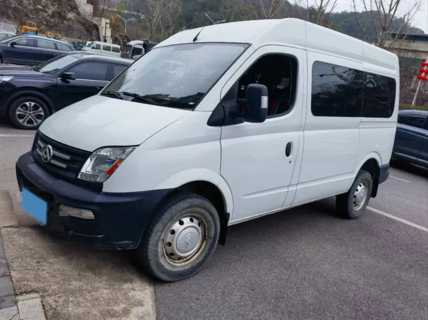 2020 MAXUS XinTu V80 2.5T 136HP L4 6MT,autocango,china used car exporter,china ev exporter,chinese used car exporter,chinese used ev exporter