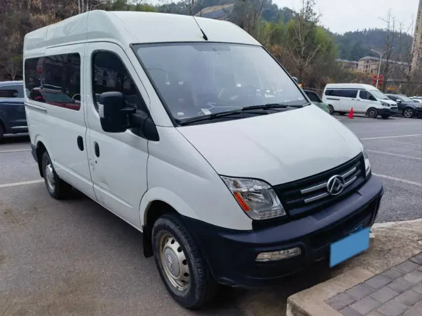 2020 MAXUS XinTu V80 2.5T 136HP L4 6MT,autocango,china used car exporter,china ev exporter,chinese used car exporter,chinese used ev exporter