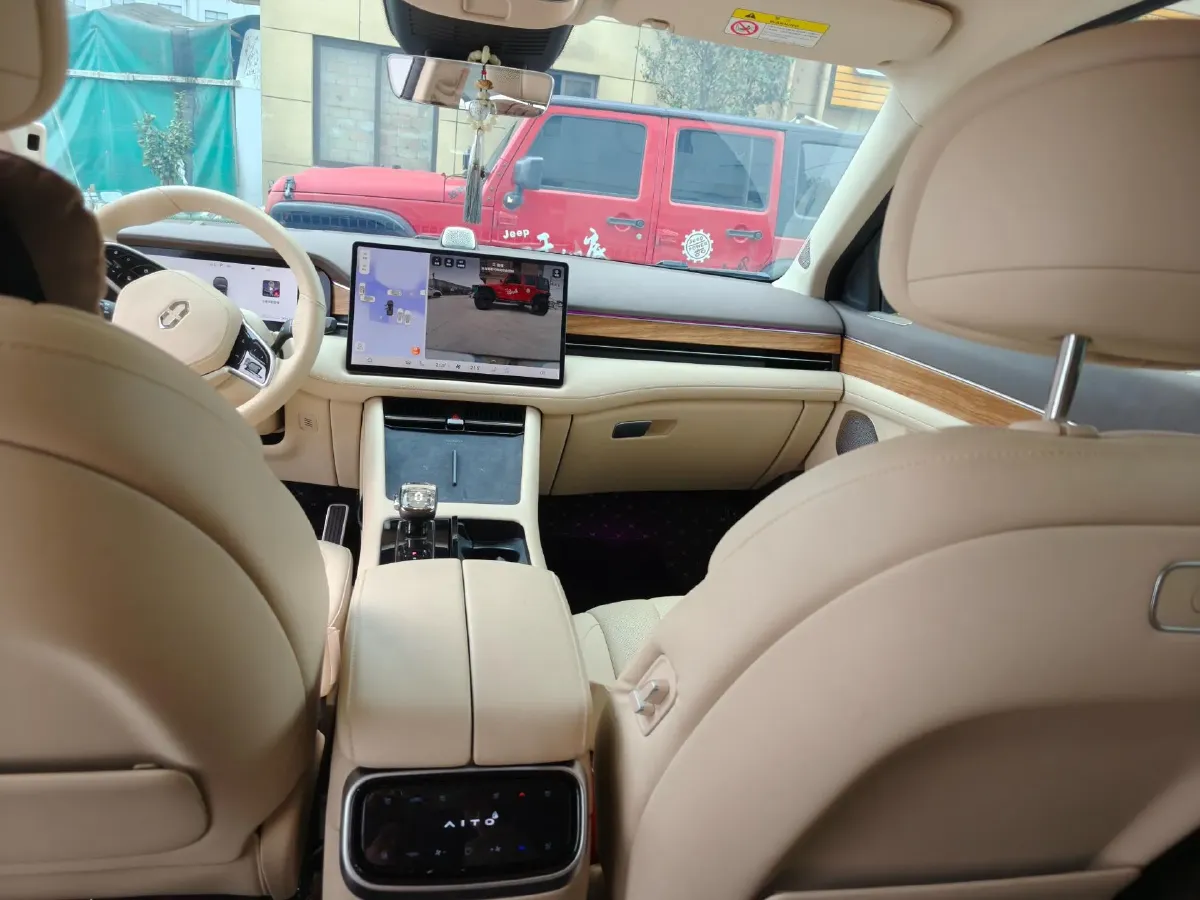 2024 AITO AITO M7 1.5T 152HP L4 REEV 40KWH,autocango,china used car exporter,china ev exporter,chinese used car exporter,chinese used ev exporter