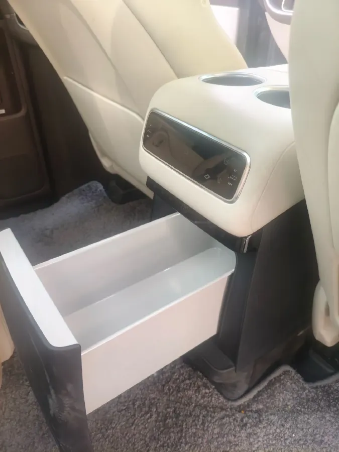 2024 Li MEGA BEV 102.7KWH,autocango,china used car exporter,china ev exporter,chinese used car exporter,chinese used ev exporter