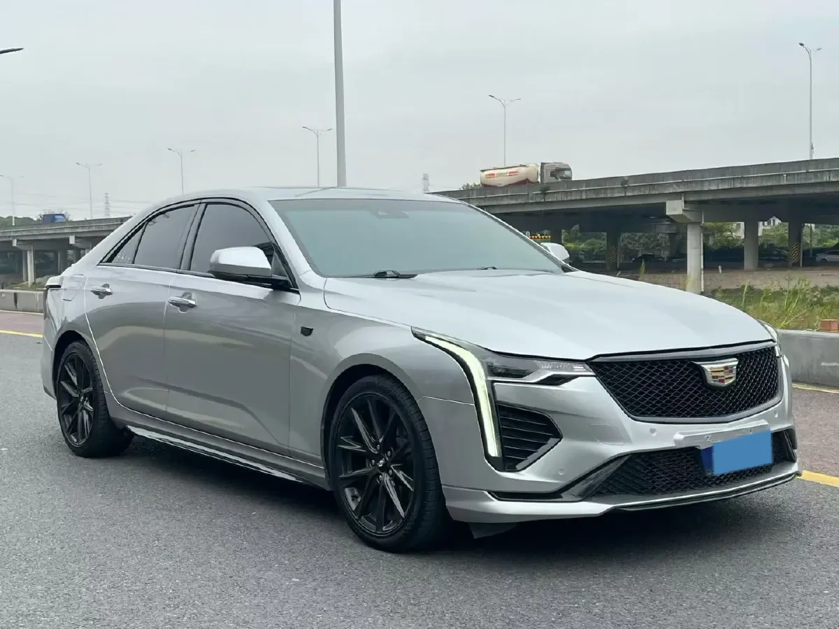 2021 Cadillac CT4 2.0T 237HP L4 8AT,autocango,china used car exporter,china ev exporter,chinese used car exporter,chinese used ev exporter