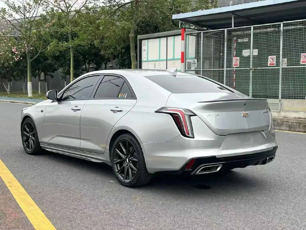 2021 Cadillac CT4 2.0T 237HP L4 8AT,autocango,china used car exporter,china ev exporter,chinese used car exporter,chinese used ev exporter