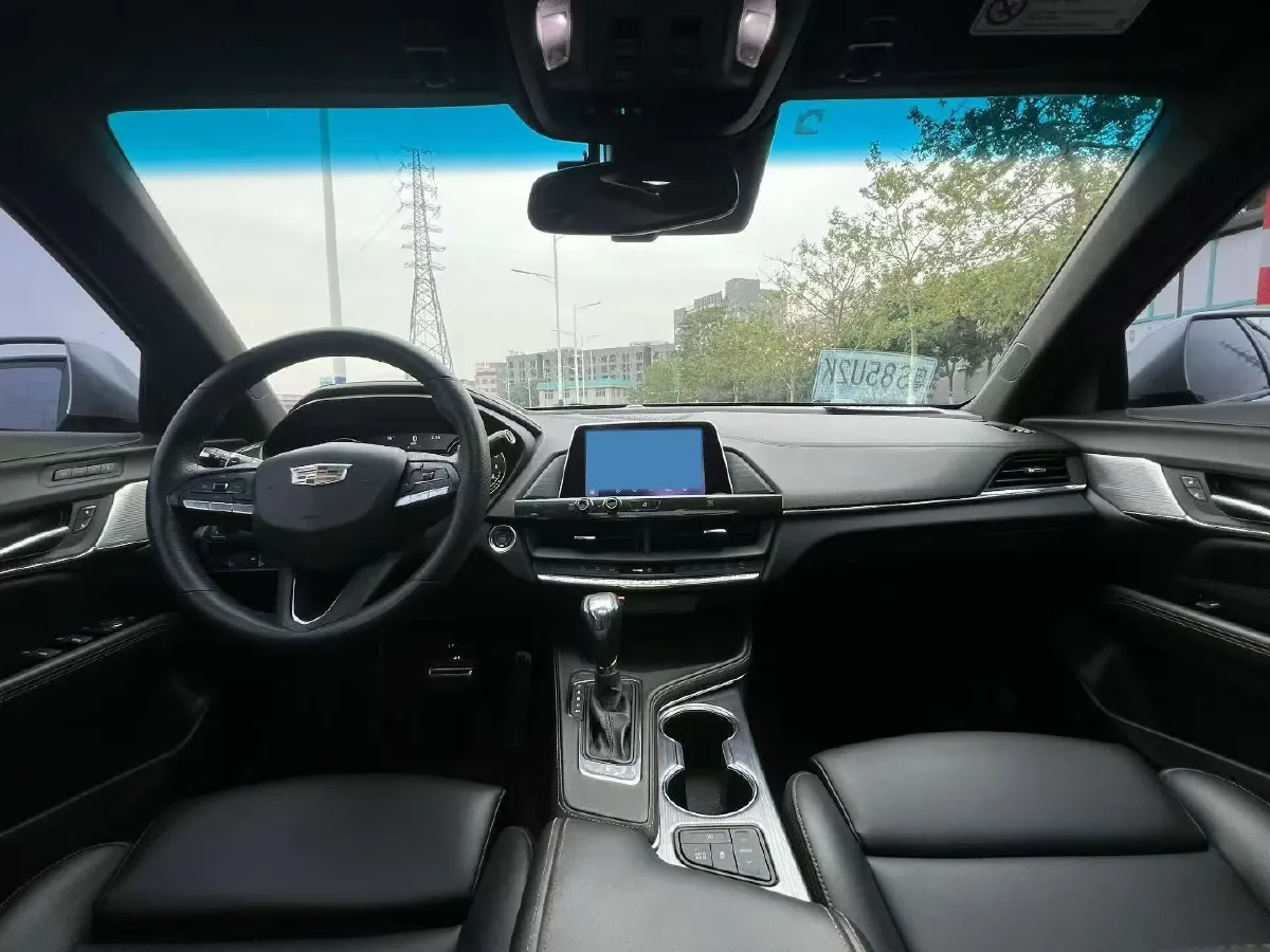 2021 Cadillac CT4 2.0T 237HP L4 8AT,autocango,china used car exporter,china ev exporter,chinese used car exporter,chinese used ev exporter