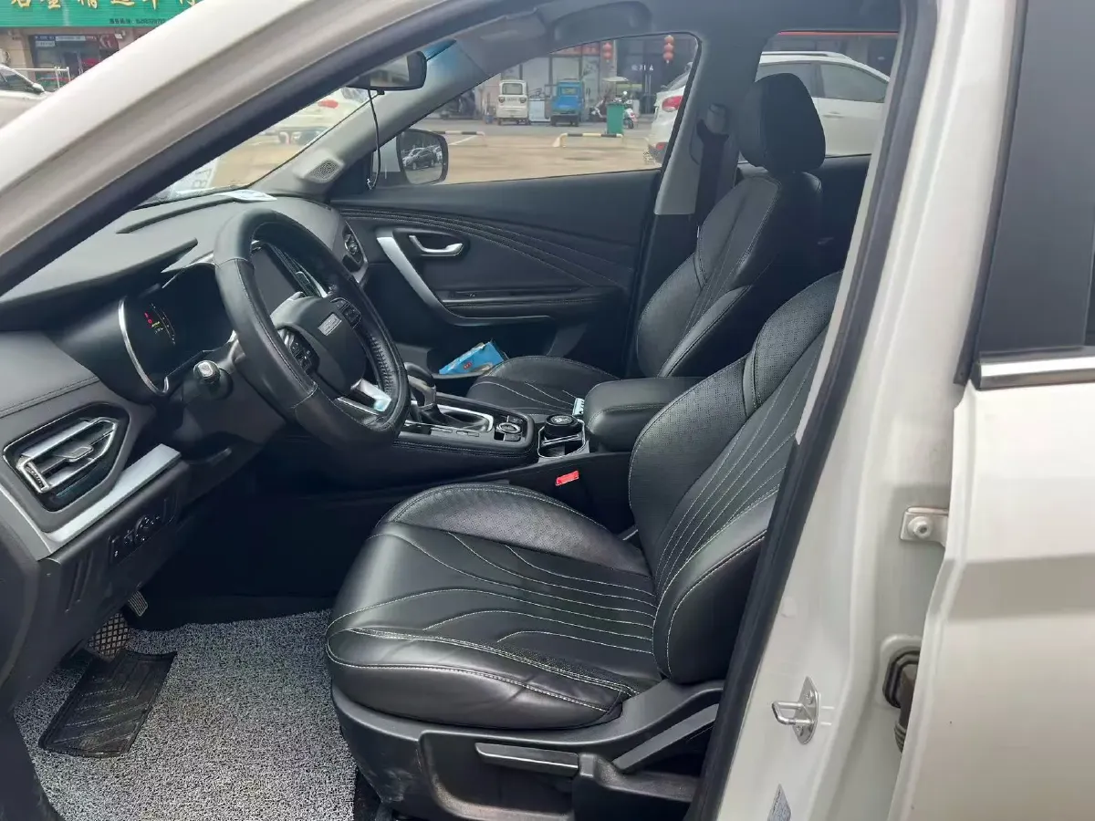 2019 Jetour X70 1.5T 156HP L4 6DCT,autocango,china used car exporter,china ev exporter,chinese used car exporter,chinese used ev exporter