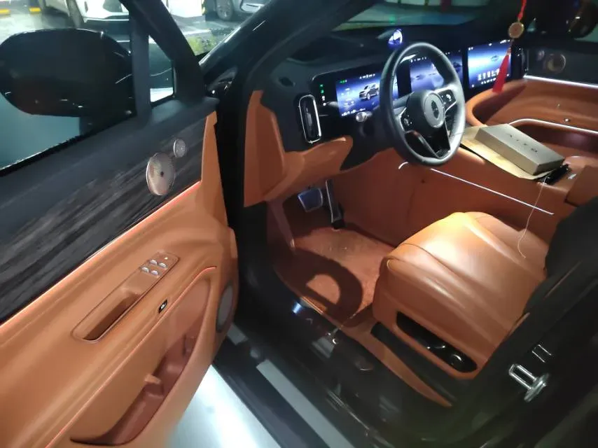 2024 AITO AITO M9 1.5T 152HP L4 REEV 42KWH,autocango,china used car exporter,china ev exporter,chinese used car exporter,chinese used ev exporter