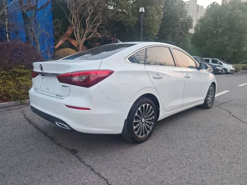 2019 ChangAn Eado 1.4T 158HP L4 7DCT,autocango,china used car exporter,china ev exporter,chinese used car exporter,chinese used ev exporter