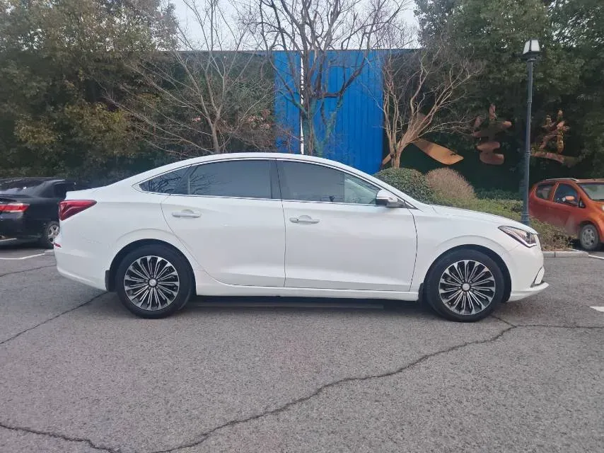 2019 ChangAn Eado 1.4T 158HP L4 7DCT,autocango,china used car exporter,china ev exporter,chinese used car exporter,chinese used ev exporter