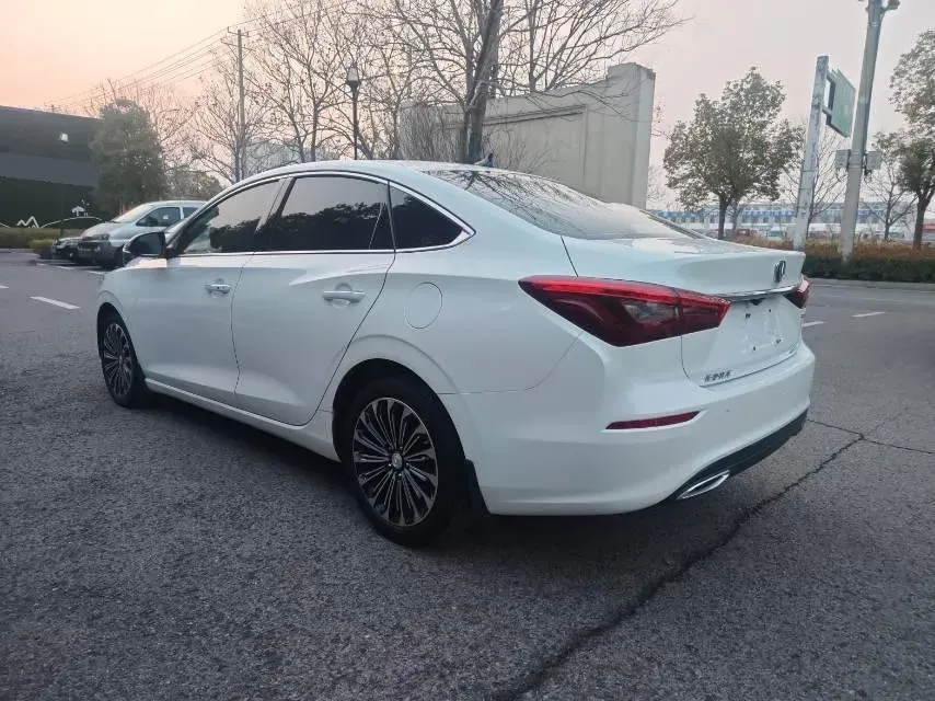 2019 ChangAn Eado 1.4T 158HP L4 7DCT,autocango,china used car exporter,china ev exporter,chinese used car exporter,chinese used ev exporter