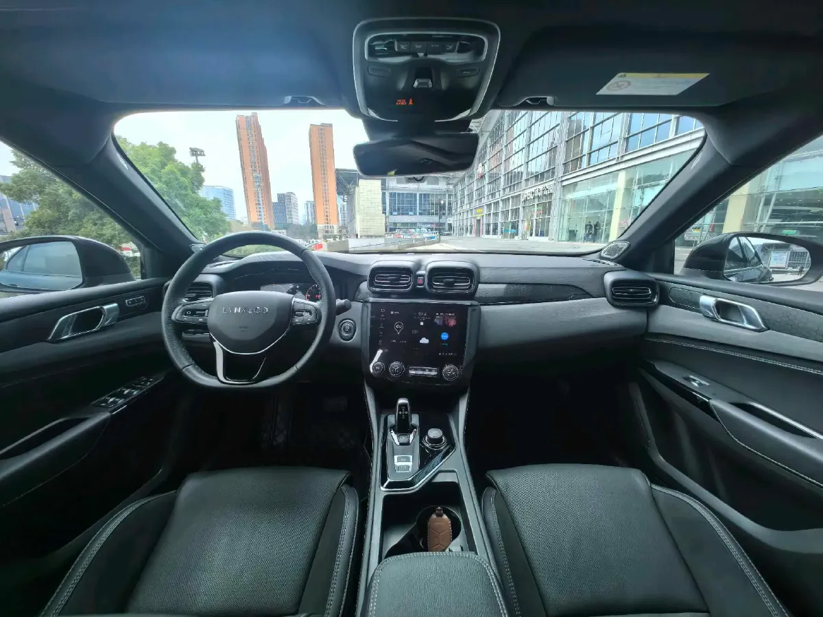 2021 LYNK&CO 03 2.0T 190HP L4 6AT,autocango,china used car exporter,china ev exporter,chinese used car exporter,chinese used ev exporter