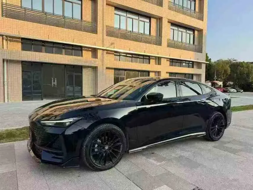 2024 ChangAn UNI-V 1.5T 188HP L4 7DCT,autocango,china used car exporter,china ev exporter,chinese used car exporter,chinese used ev exporter