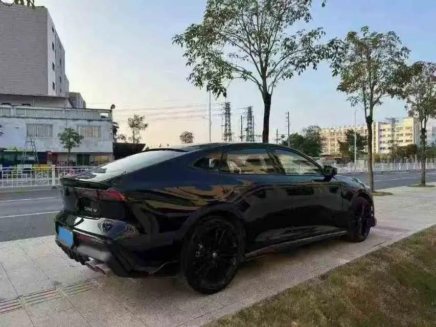 2024 ChangAn UNI-V 1.5T 188HP L4 7DCT,autocango,china used car exporter,china ev exporter,chinese used car exporter,chinese used ev exporter