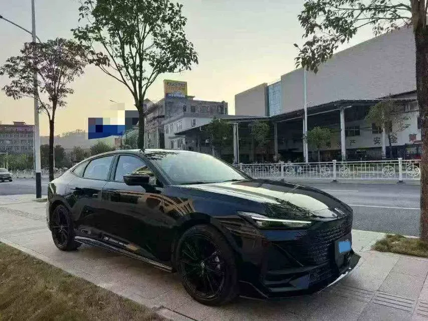 2024 ChangAn UNI-V 1.5T 188HP L4 7DCT,autocango,china used car exporter,china ev exporter,chinese used car exporter,chinese used ev exporter