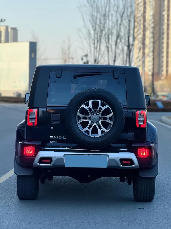 2024 Beijing BJ40 2.0T 224HP L4 8AT,autocango,china used car exporter,china ev exporter,chinese used car exporter,chinese used ev exporter