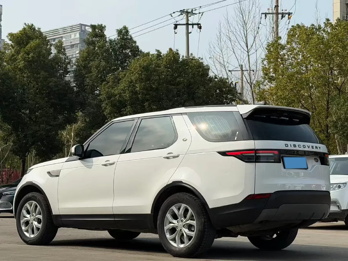 2018 Land Rover Discovery 2.0T 300HP L4 8AT,autocango,china used car exporter,china ev exporter,chinese used car exporter,chinese used ev exporter