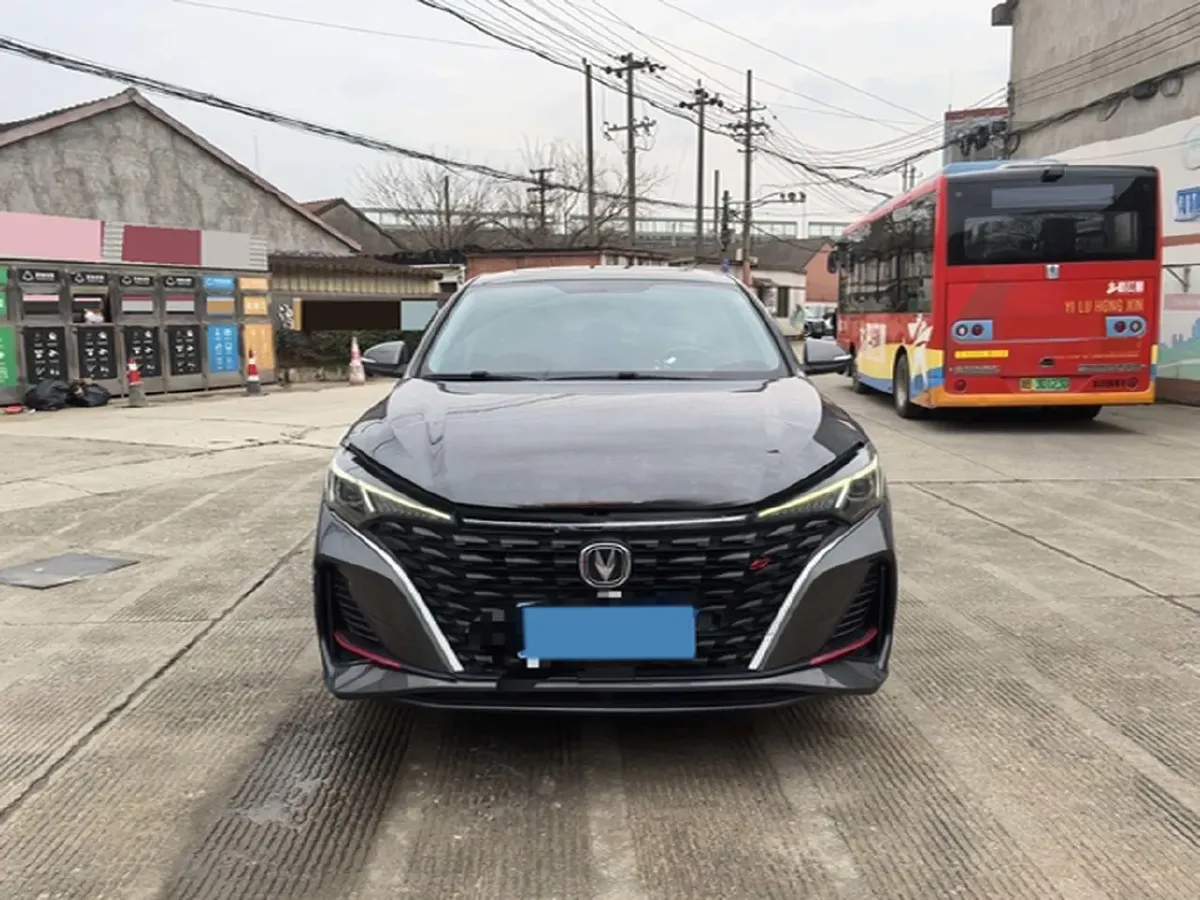2022 ChangAn Eado 1.4T 160HP L4 7DCT,autocango,china used car exporter,china ev exporter,chinese used car exporter,chinese used ev exporter