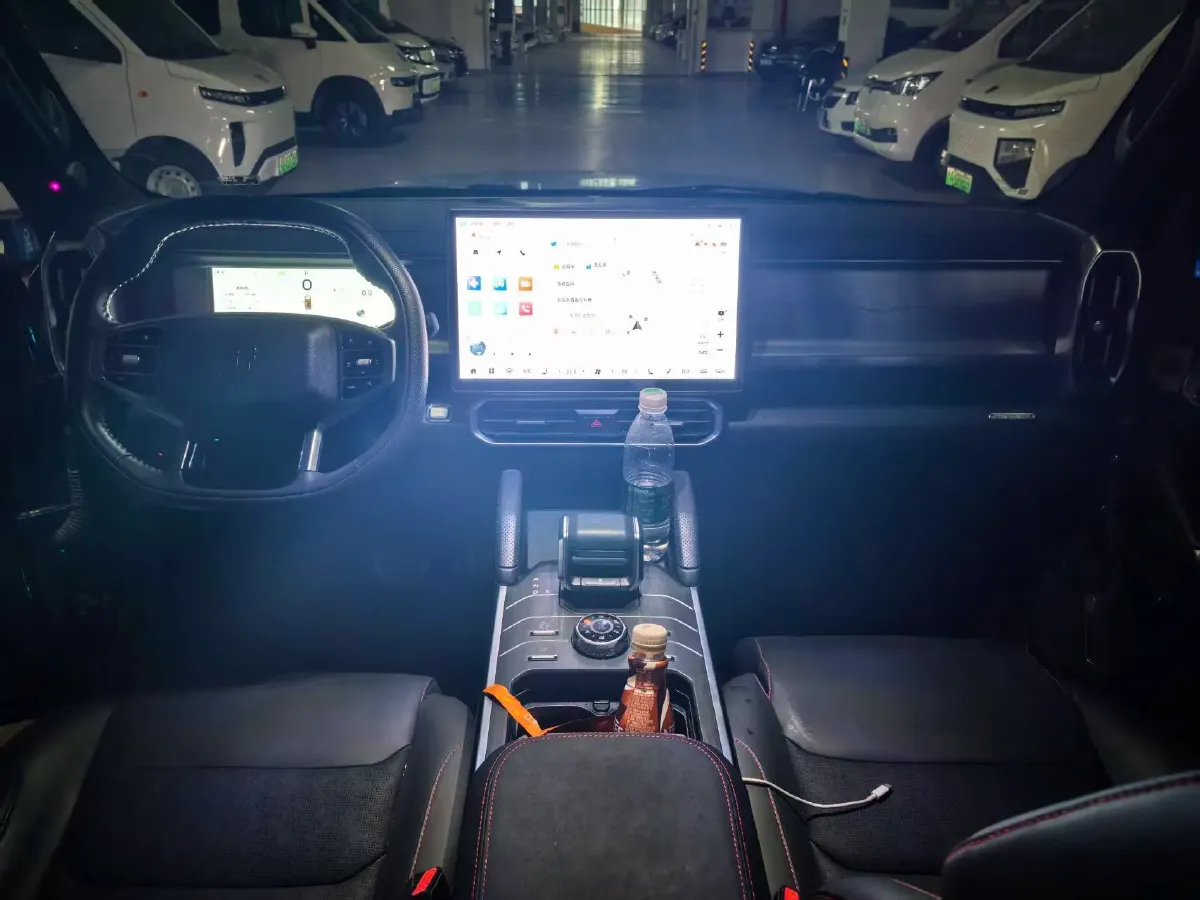 2025 Jetour Traveller 2.0T 254HP L4 7DCT,autocango,china used car exporter,china ev exporter,chinese used car exporter,chinese used ev exporter