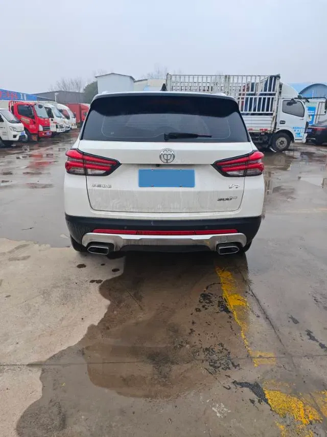 2019 Brilliance Auto V7 1.8T 231HP L4 7DCT,autocango,china used car exporter,china ev exporter,chinese used car exporter,chinese used ev exporter