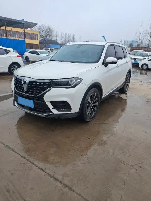 2019 Brilliance Auto V7 1.8T 231HP L4 7DCT,autocango,china used car exporter,china ev exporter,chinese used car exporter,chinese used ev exporter