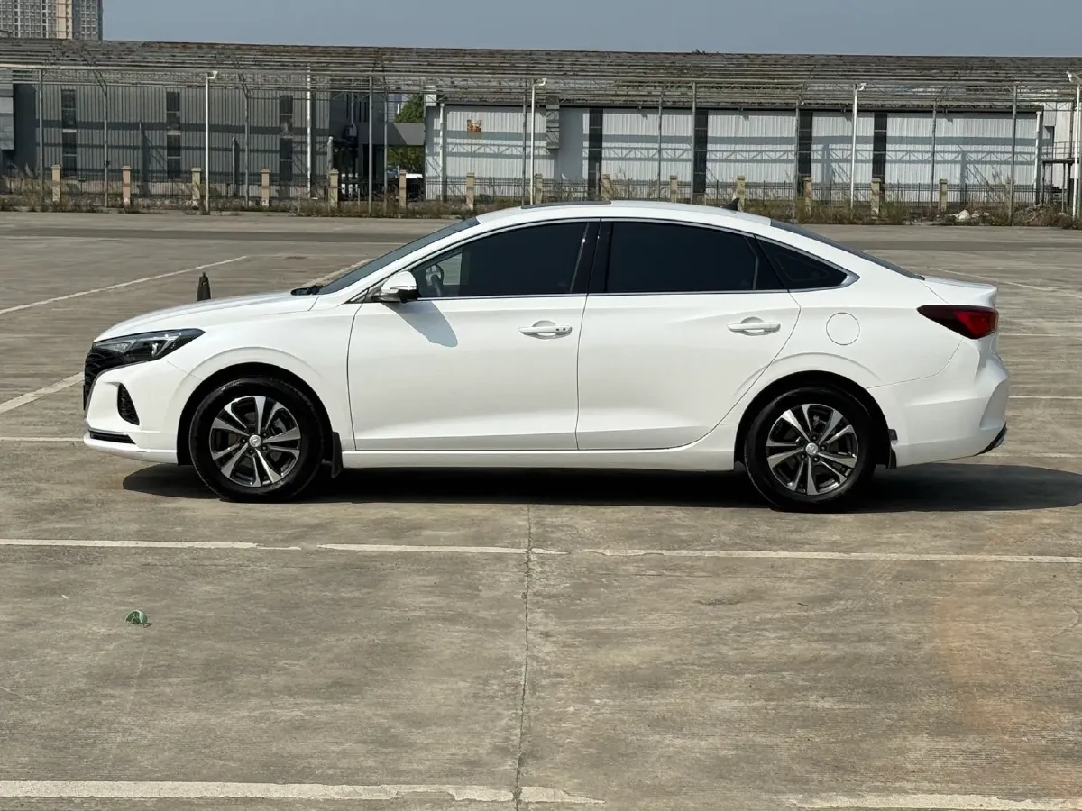 2021 ChangAn Eado 1.4T 160HP L4 7DCT,autocango,china used car exporter,china ev exporter,chinese used car exporter,chinese used ev exporter