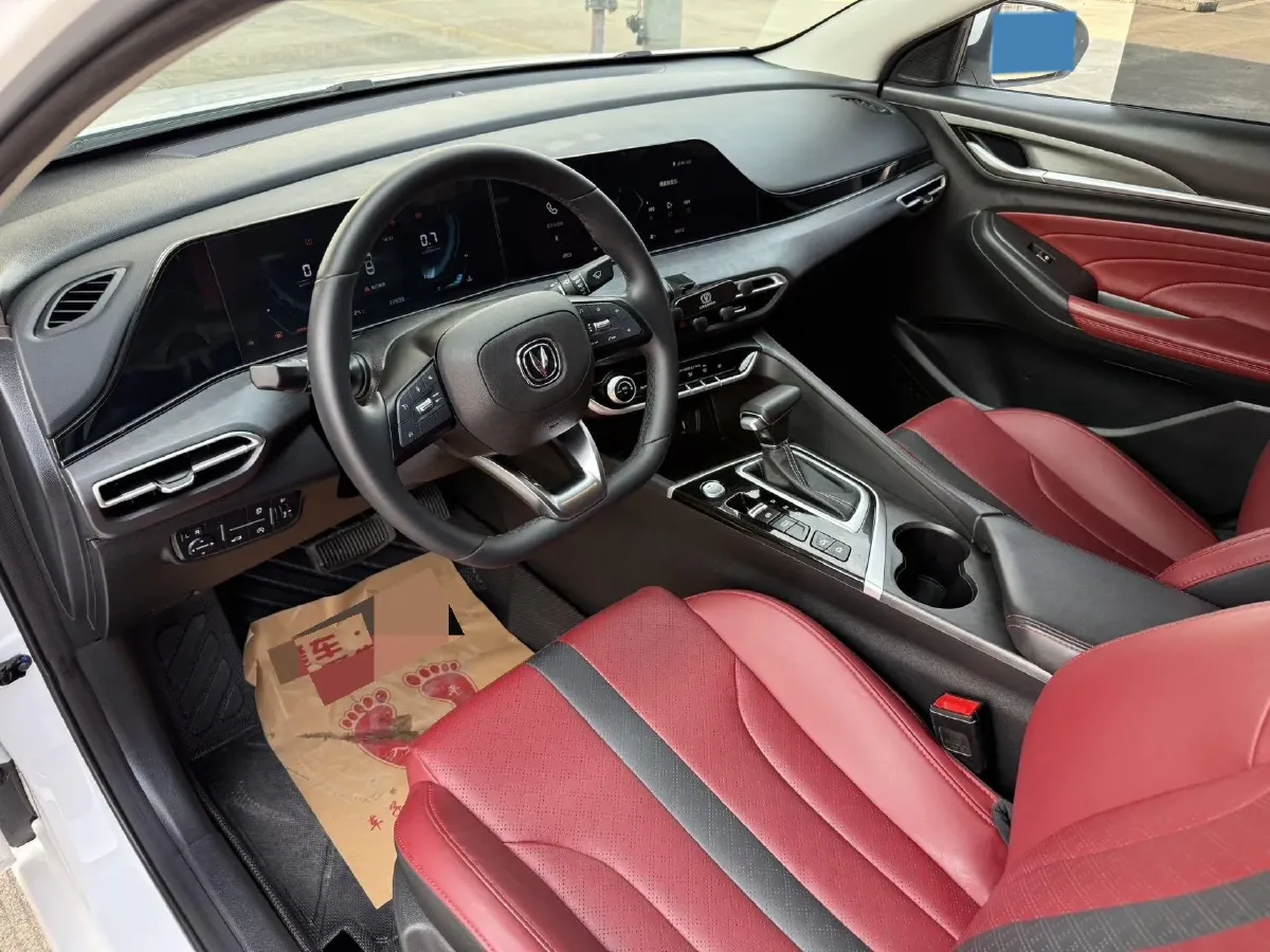 2021 ChangAn Eado 1.4T 160HP L4 7DCT,autocango,china used car exporter,china ev exporter,chinese used car exporter,chinese used ev exporter