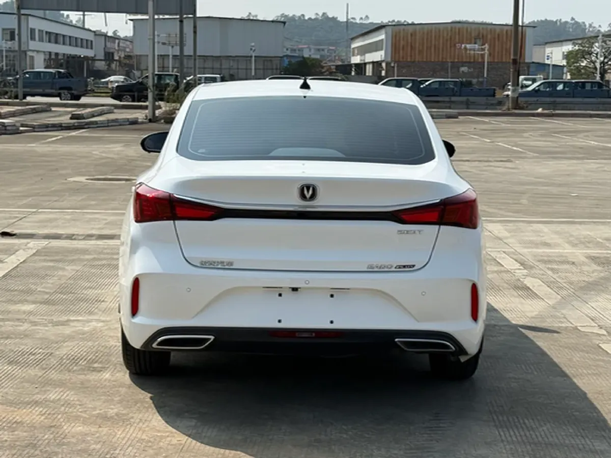 2021 ChangAn Eado 1.4T 160HP L4 7DCT,autocango,china used car exporter,china ev exporter,chinese used car exporter,chinese used ev exporter