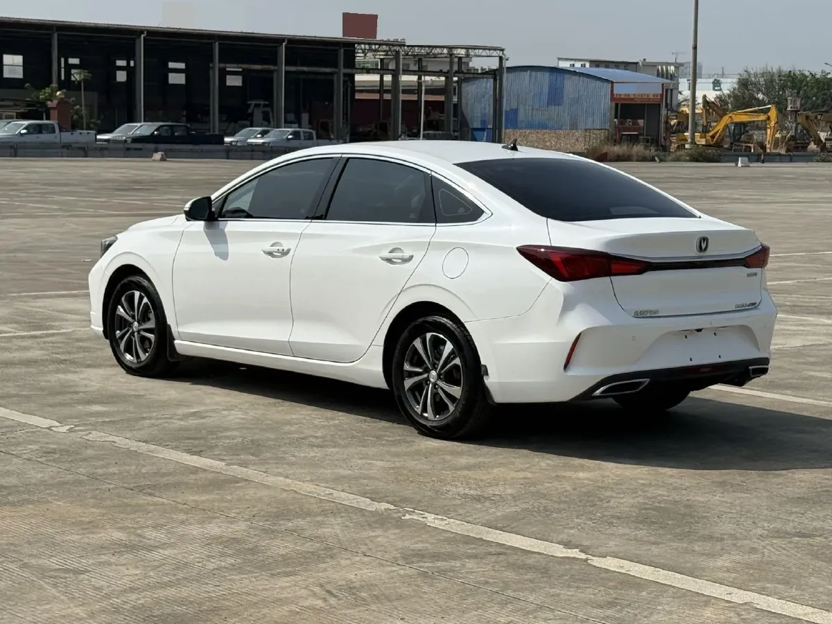 2021 ChangAn Eado 1.4T 160HP L4 7DCT,autocango,china used car exporter,china ev exporter,chinese used car exporter,chinese used ev exporter