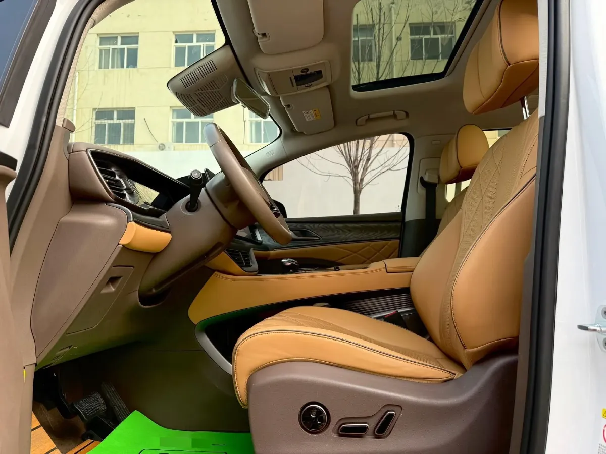 2023 Denza D9 1.5T 139HP L4 E-CVT PHEV 20.39KWH,autocango,china used car exporter,china ev exporter,chinese used car exporter,chinese used ev exporter