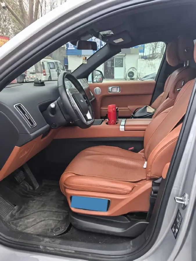 2023 Li L7 Range Extended 154HP REEV 40.9KWH,autocango,china used car exporter,china ev exporter,chinese used car exporter,chinese used ev exporter