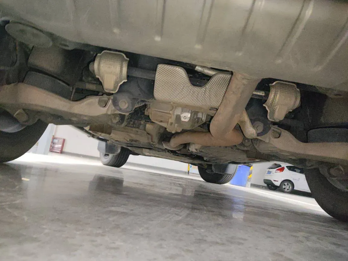 2023 Land Rover Defender 3.0T 400HP L6 8AT,autocango,china used car exporter,china ev exporter,chinese used car exporter,chinese used ev exporter