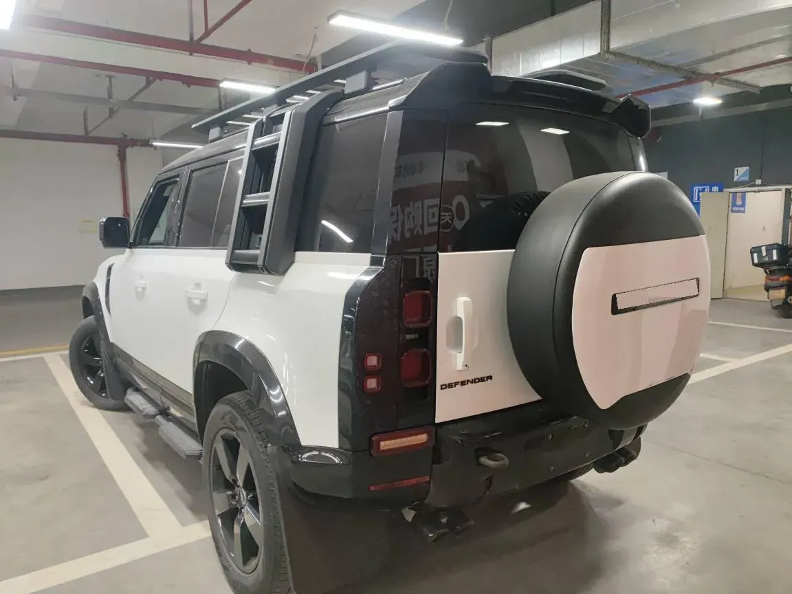 2023 Land Rover Defender 3.0T 400HP L6 8AT,autocango,china used car exporter,china ev exporter,chinese used car exporter,chinese used ev exporter
