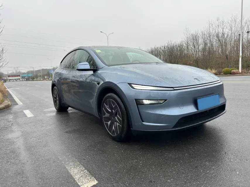 2025 Tesla Model Y BEV 78.4KWH,autocango,china used car exporter,china ev exporter,chinese used car exporter,chinese used ev exporter