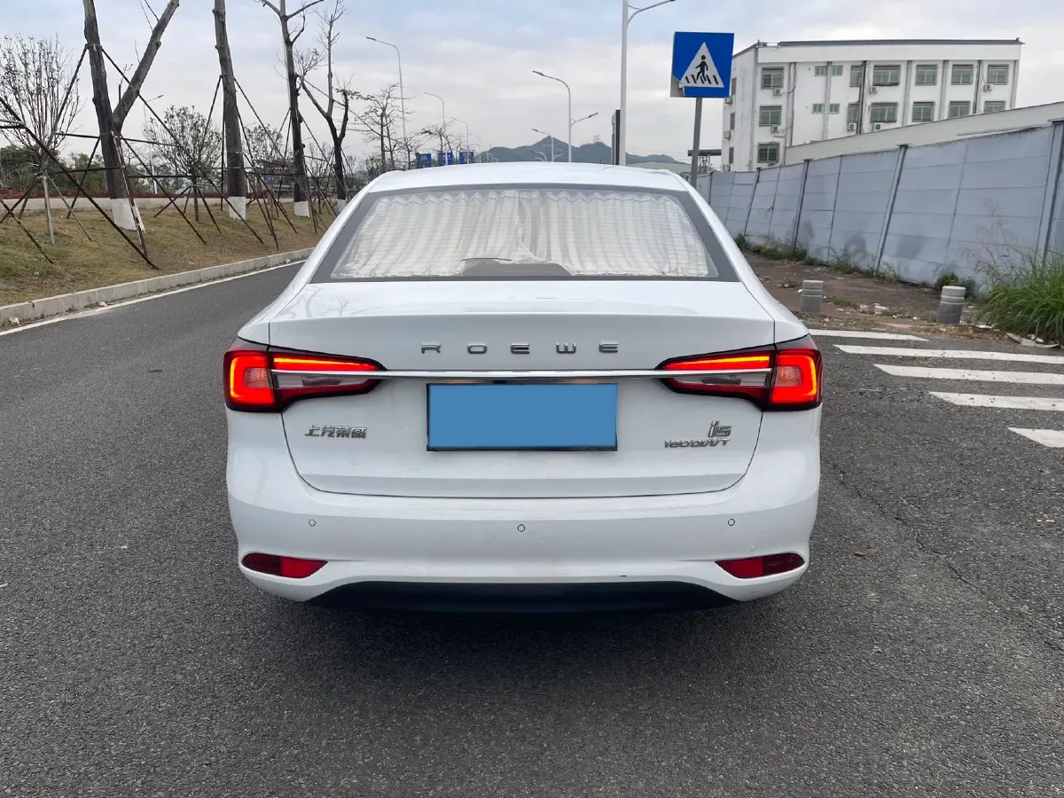 2020 Roewe i5 1.5L 120HP L4 CVT,autocango,china used car exporter,china ev exporter,chinese used car exporter,chinese used ev exporter