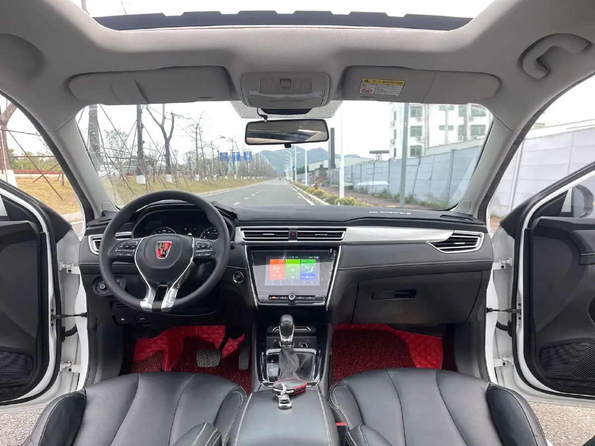 2020 Roewe i5 1.5L 120HP L4 CVT,autocango,china used car exporter,china ev exporter,chinese used car exporter,chinese used ev exporter