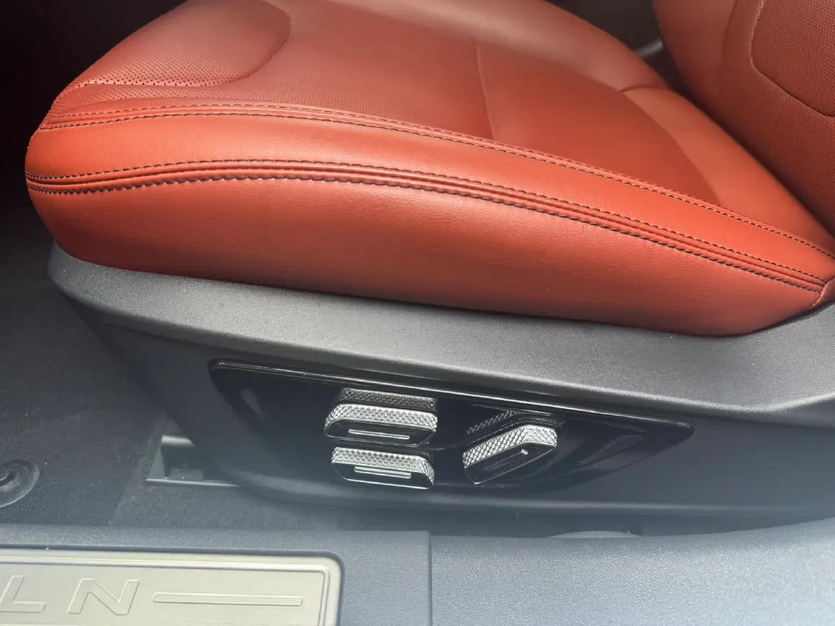 2022 Lincoln Z 2.0T 246HP L4 8AT,autocango,china used car exporter,china ev exporter,chinese used car exporter,chinese used ev exporter