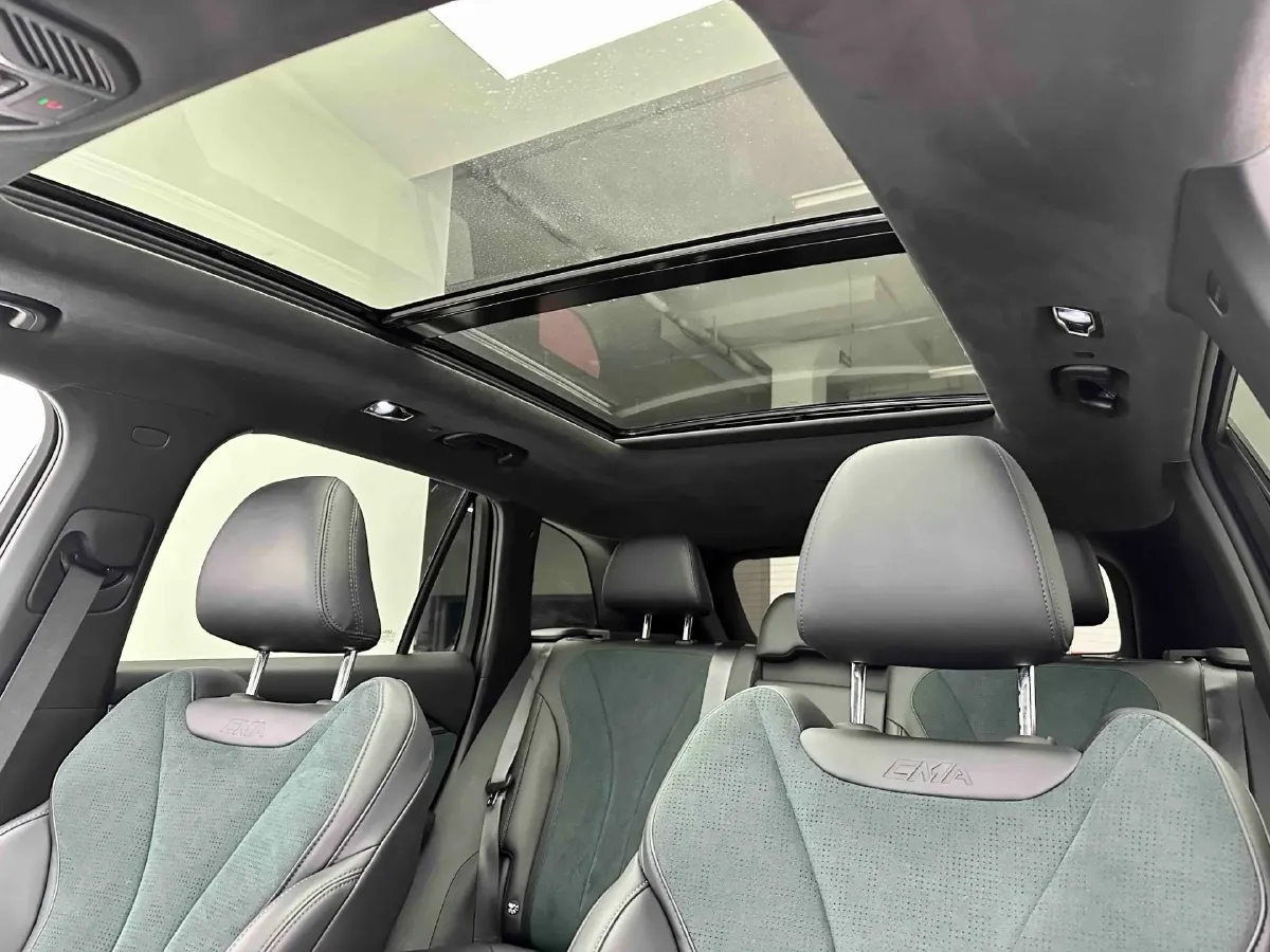 2021 Geely Monjaro 2.0T 218HP L4 7DCT,autocango,china used car exporter,china ev exporter,chinese used car exporter,chinese used ev exporter