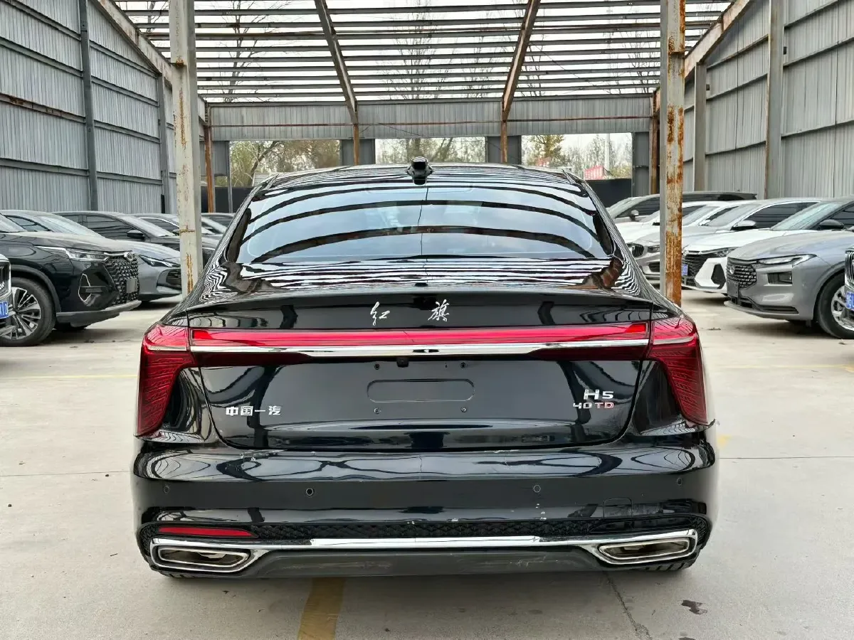 2023 HongQi H5 2.0T 224HP L4 8AT,autocango,china used car exporter,china ev exporter,chinese used car exporter,chinese used ev exporter