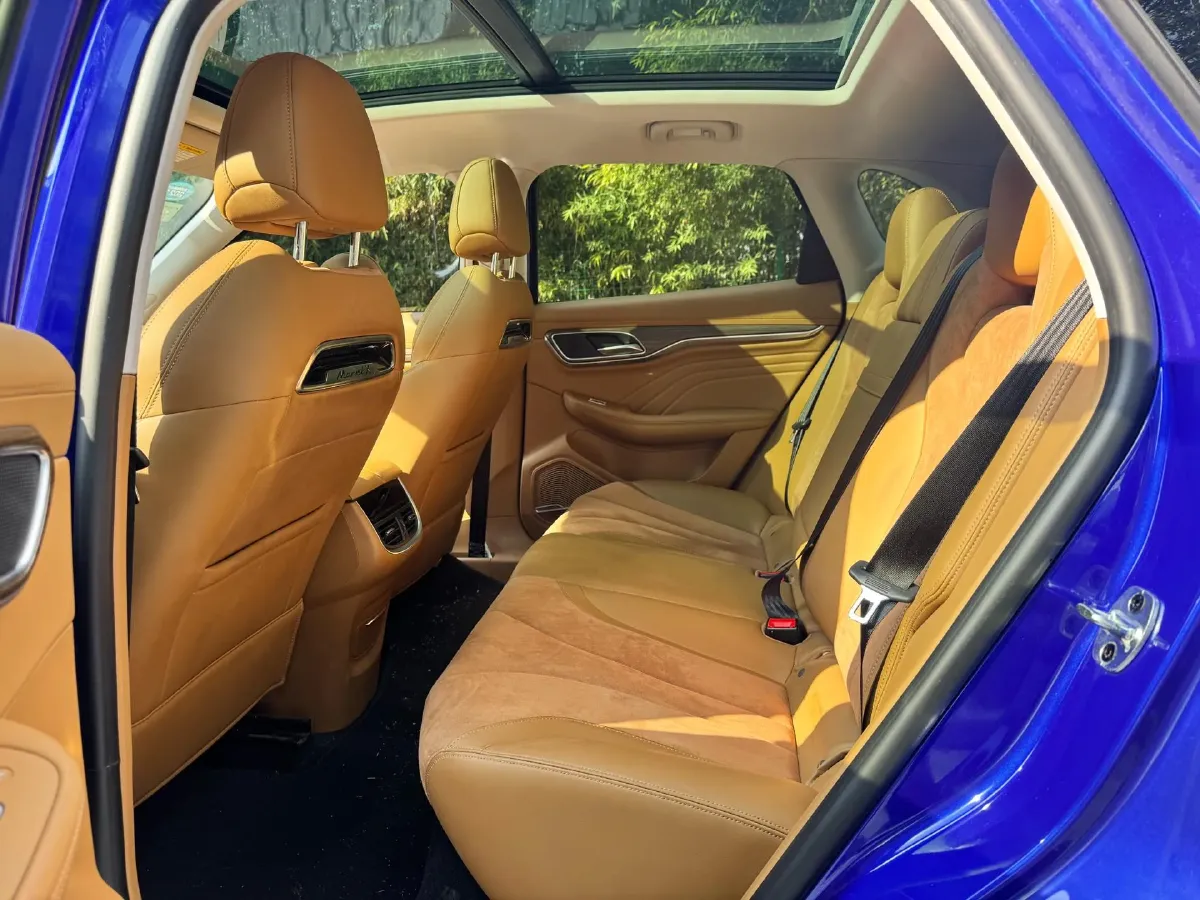 2018 Roewe MARVEL X BEV 52.5KWH,autocango,china used car exporter,china ev exporter,chinese used car exporter,chinese used ev exporter