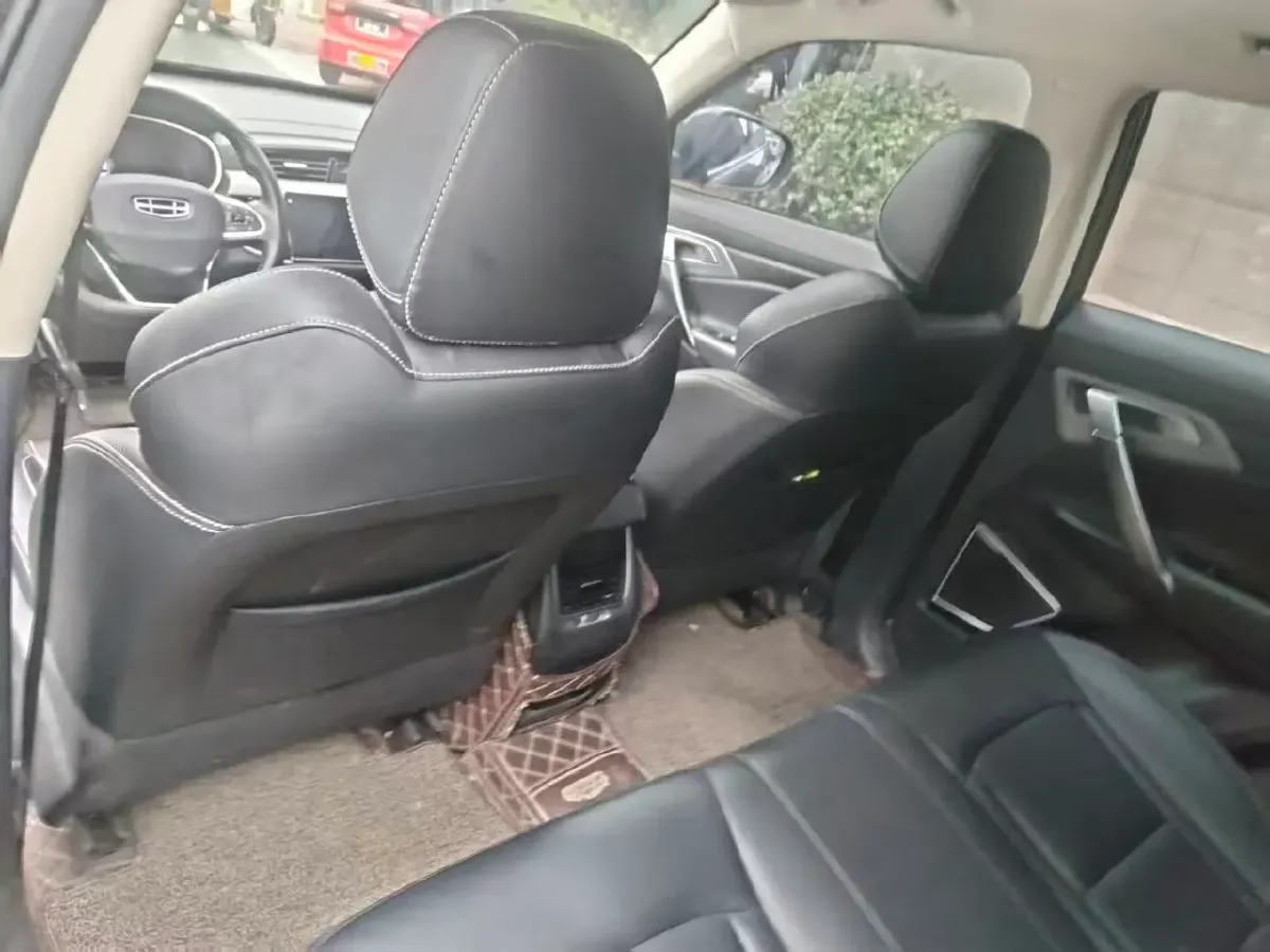 2021 Ford Escort 1.5L 122HP L3 6AT,autocango,china used car exporter,china ev exporter,chinese used car exporter,chinese used ev exporter