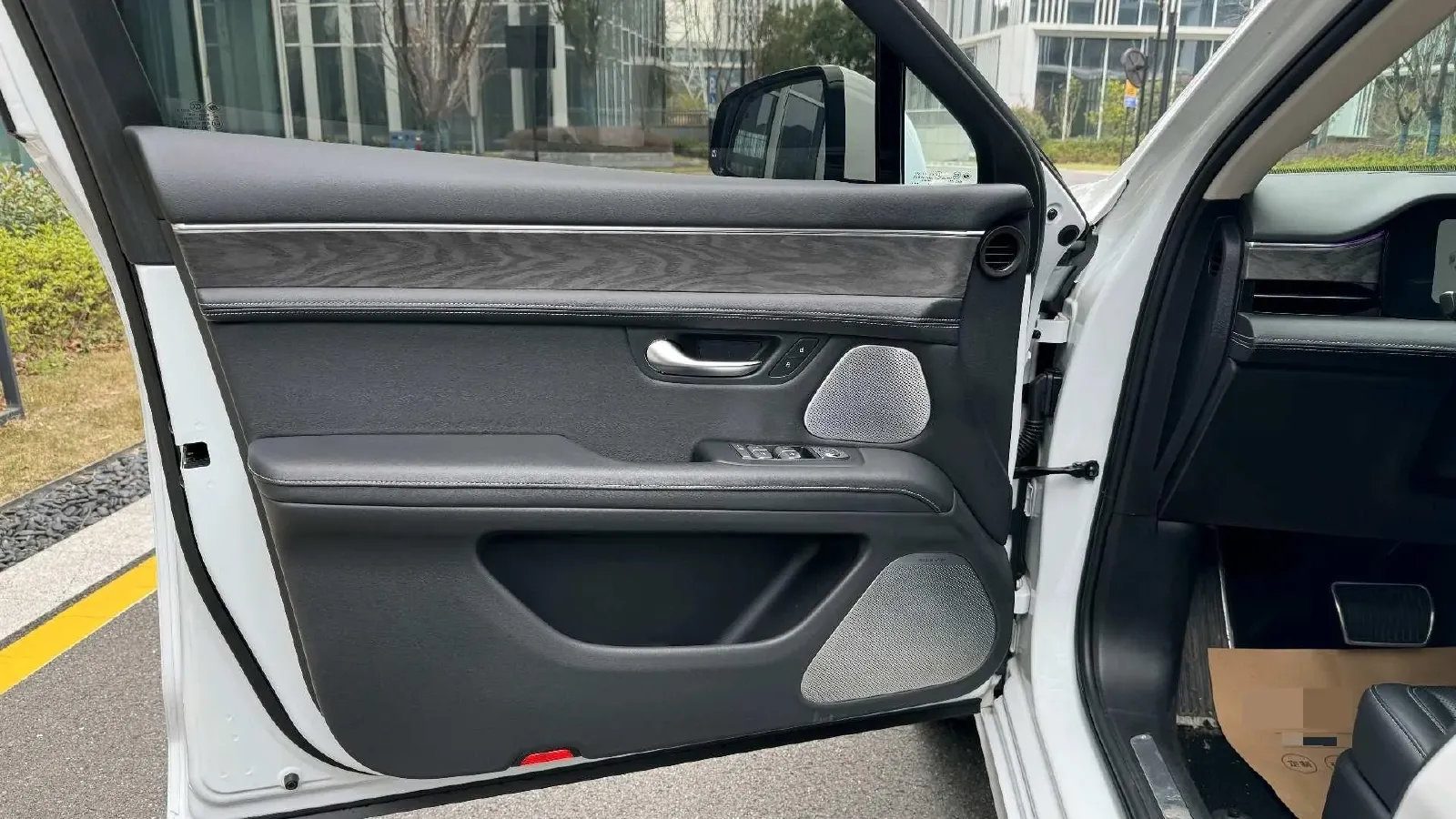 2022 Infiniti Q50L 2.0T 211HP L4 7AT,autocango,china used car exporter,china ev exporter,chinese used car exporter,chinese used ev exporter