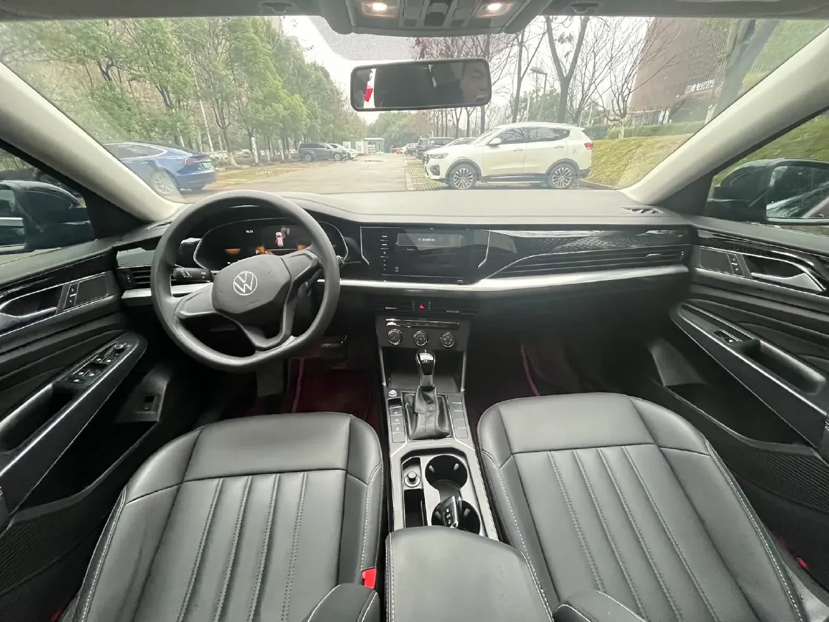 2023 Volkswagen Passat 1.4T 150HP L4 7DCT,autocango,china used car exporter,china ev exporter,chinese used car exporter,chinese used ev exporter