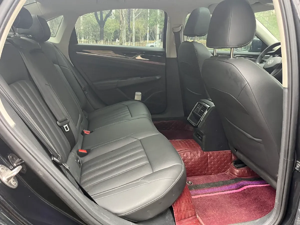 2023 Volkswagen Passat 1.4T 150HP L4 7DCT,autocango,china used car exporter,china ev exporter,chinese used car exporter,chinese used ev exporter