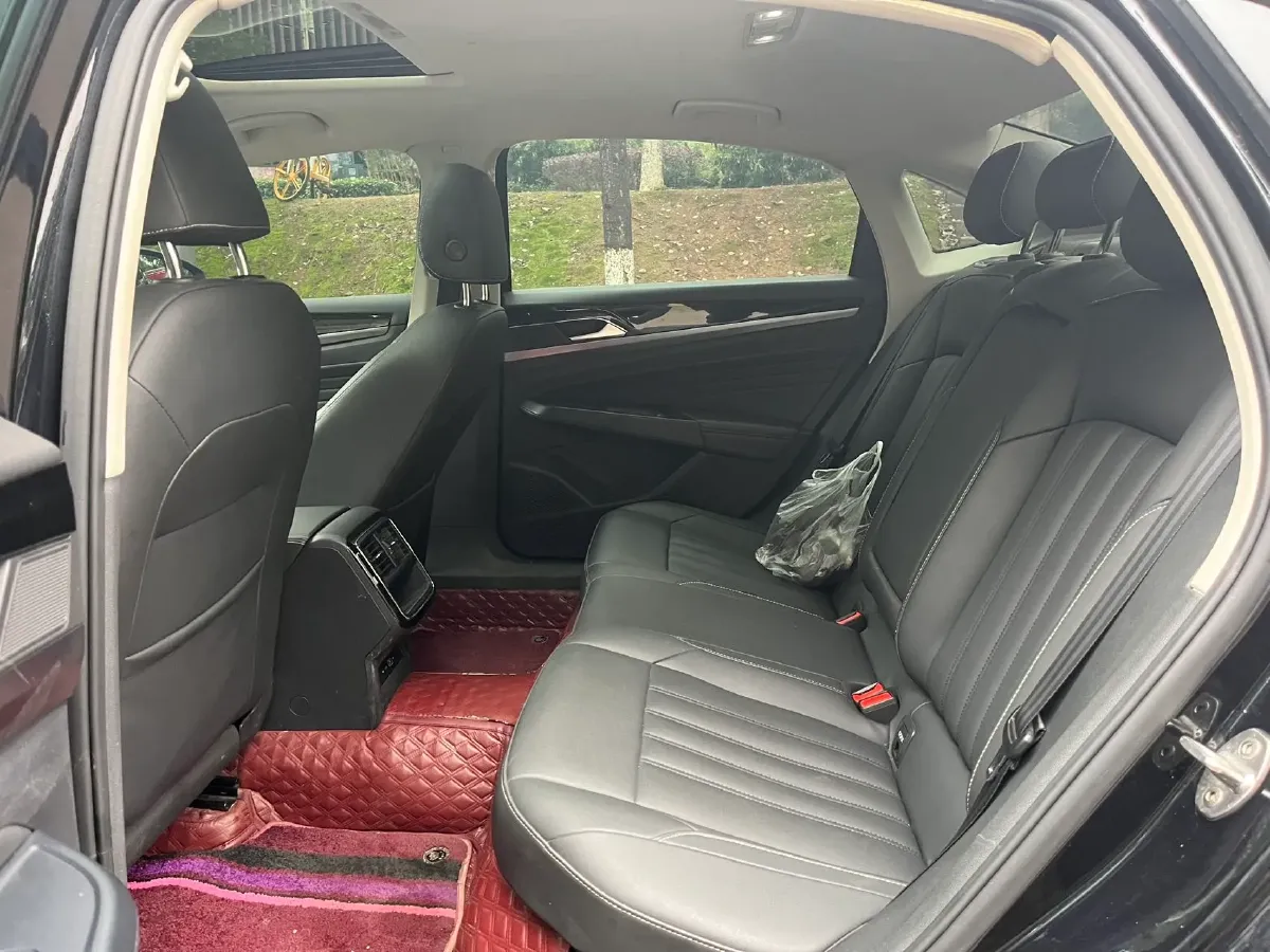 2023 Volkswagen Passat 1.4T 150HP L4 7DCT,autocango,china used car exporter,china ev exporter,chinese used car exporter,chinese used ev exporter