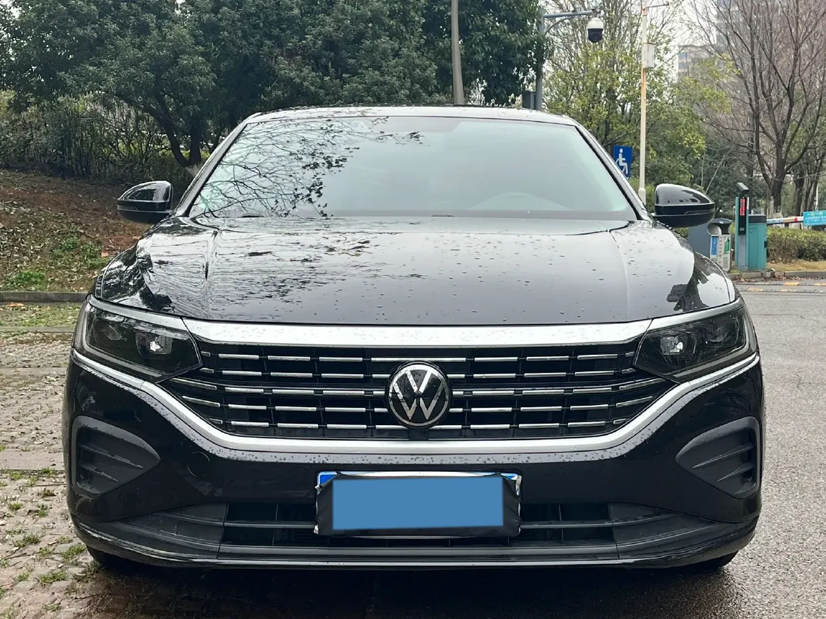 2023 Volkswagen Passat 1.4T 150HP L4 7DCT,autocango,china used car exporter,china ev exporter,chinese used car exporter,chinese used ev exporter