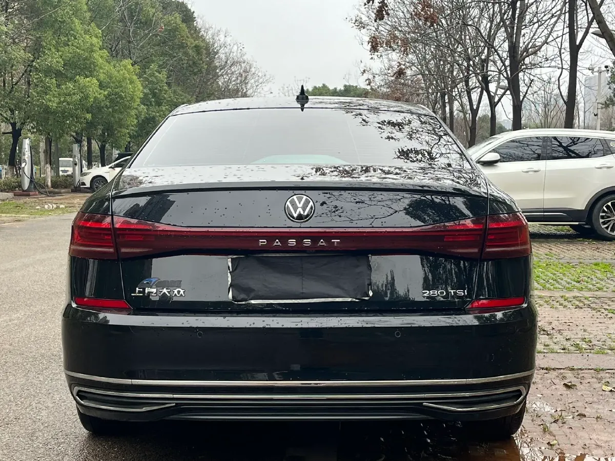 2023 Volkswagen Passat 1.4T 150HP L4 7DCT,autocango,china used car exporter,china ev exporter,chinese used car exporter,chinese used ev exporter