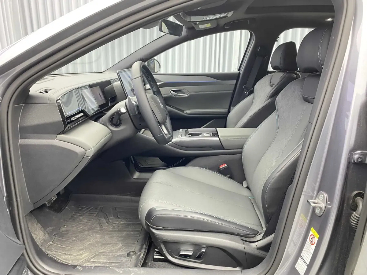 2025 BYD QinL BEV,autocango,china used car exporter,china ev exporter,chinese used car exporter,chinese used ev exporter