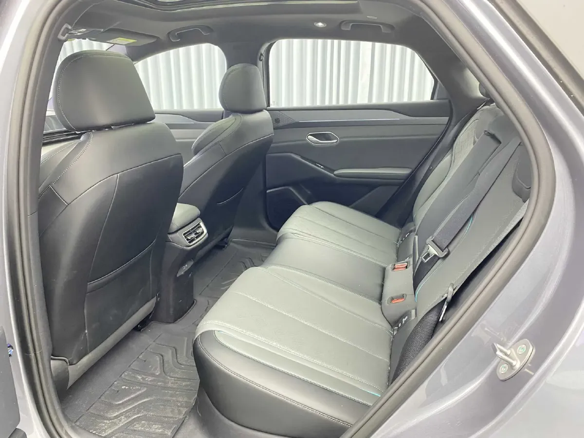 2025 BYD QinL BEV,autocango,china used car exporter,china ev exporter,chinese used car exporter,chinese used ev exporter