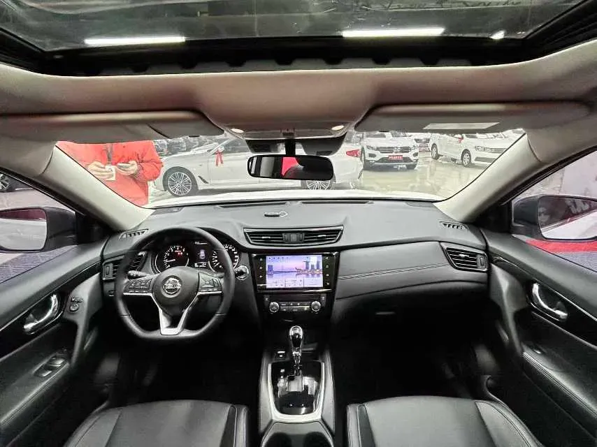 2022 Nissan X-Trail 2.0L 151HP L4 CVT,autocango,china used car exporter,china ev exporter,chinese used car exporter,chinese used ev exporter