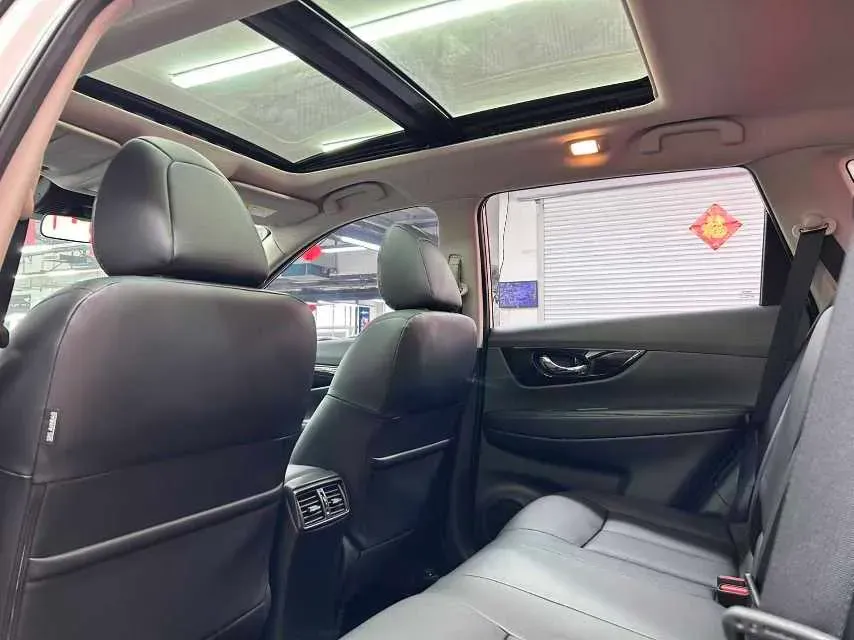 2022 Nissan X-Trail 2.0L 151HP L4 CVT,autocango,china used car exporter,china ev exporter,chinese used car exporter,chinese used ev exporter