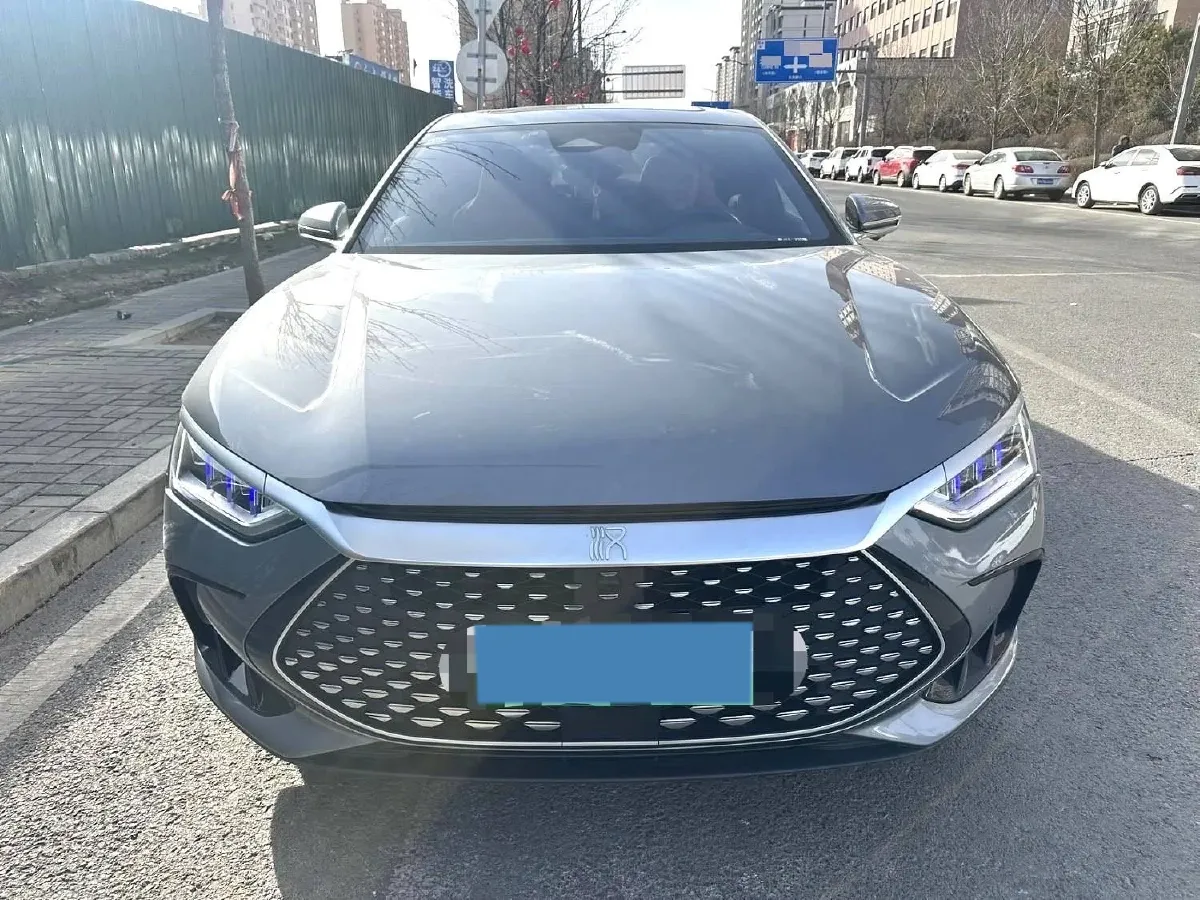 2022 Volkswagen Tiguan L 2.0T 186HP L4 7DCT,autocango,china used car exporter,china ev exporter,chinese used car exporter,chinese used ev exporter